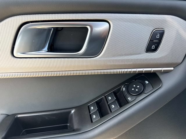 New 2027 Ford Explorer Active RWD image 21