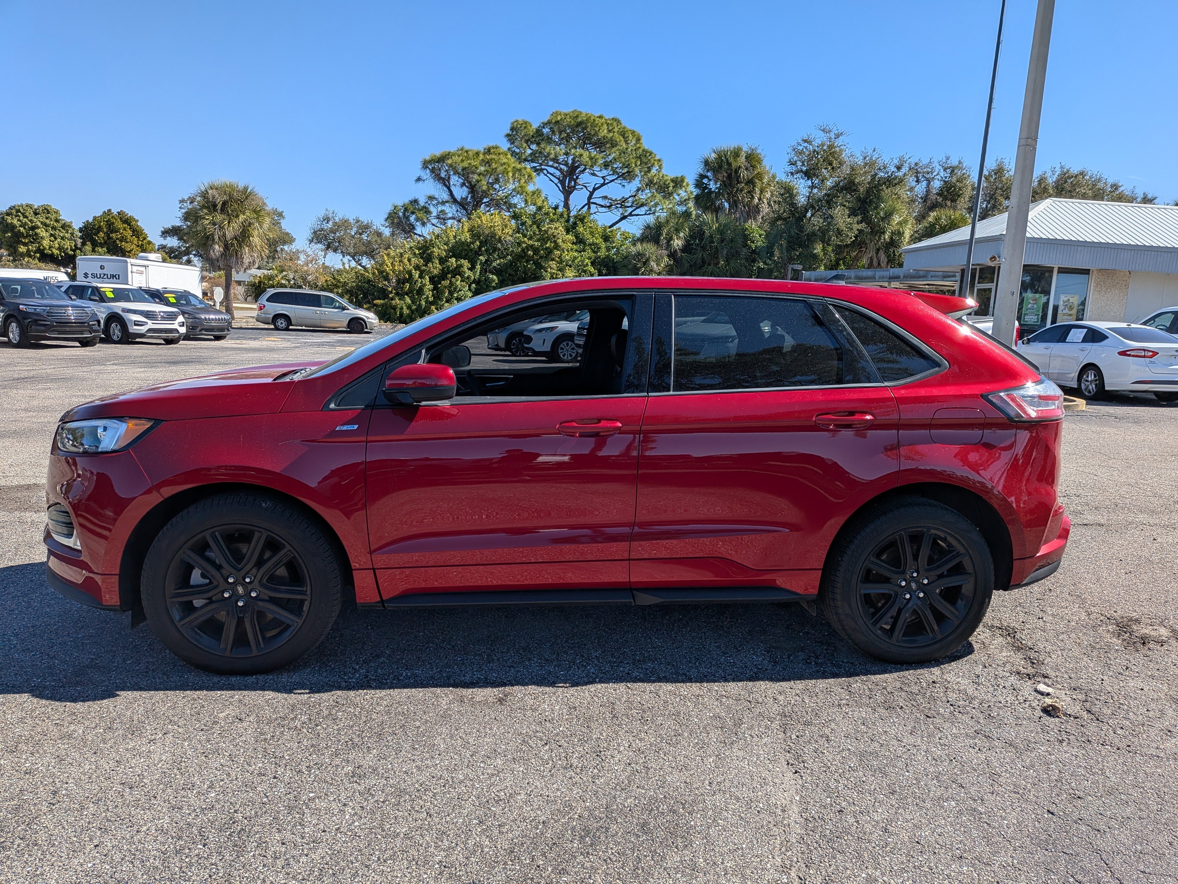 Certified 2024 Ford Edge ST-Line AWD/4WD image 7