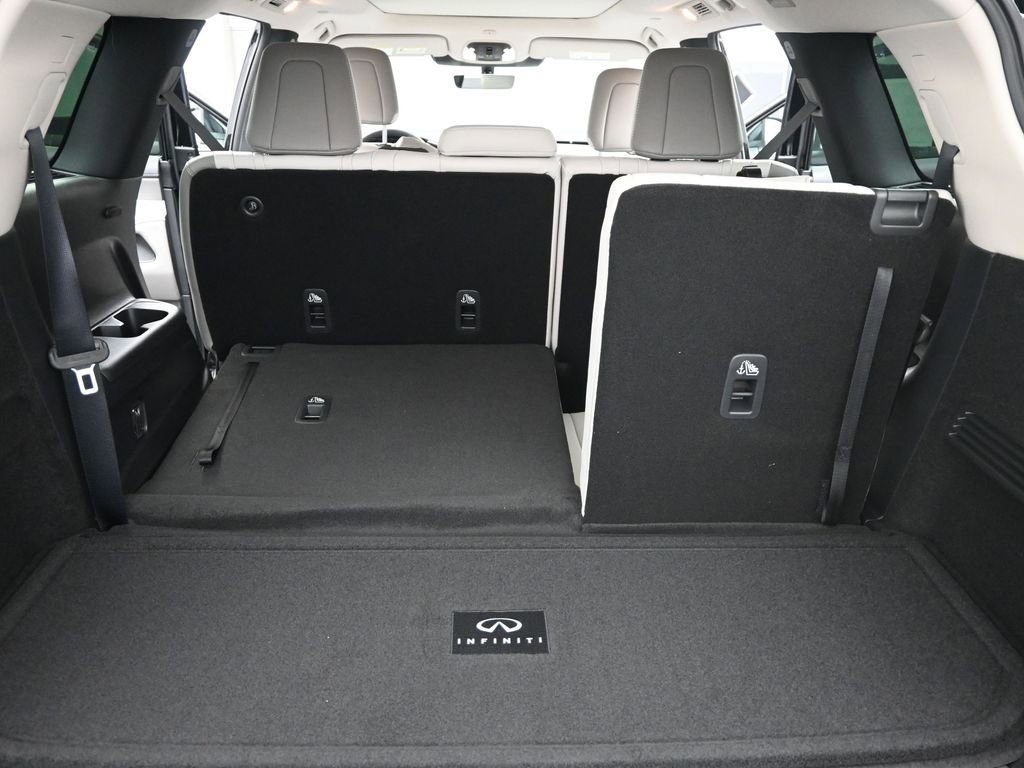 Used 2026 INFINITI QX60 Pure w/ Cargo Package AWD/4WD image 12