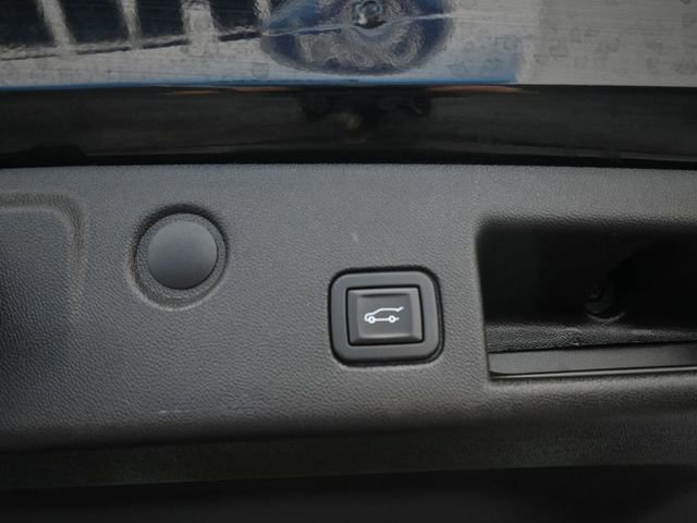 Used 2024 Chevrolet Equinox LT image 9