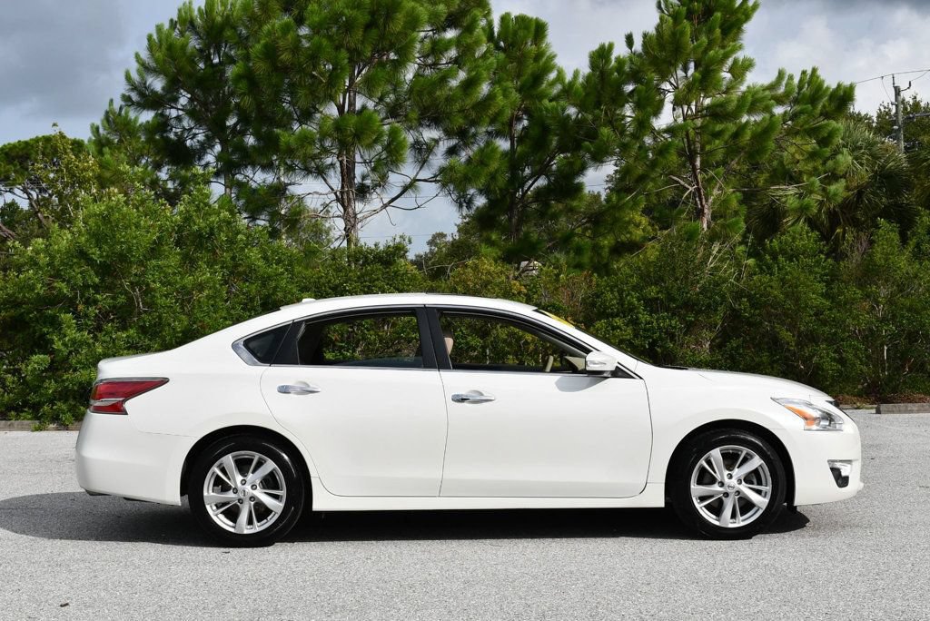 Used 2015 Nissan Altima 2.5 SL w/ Moonroof Package FWD image 33