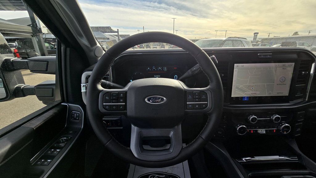 New 2026 Ford F250 Lariat w/ Black Appearance Package AWD/4WD image 19