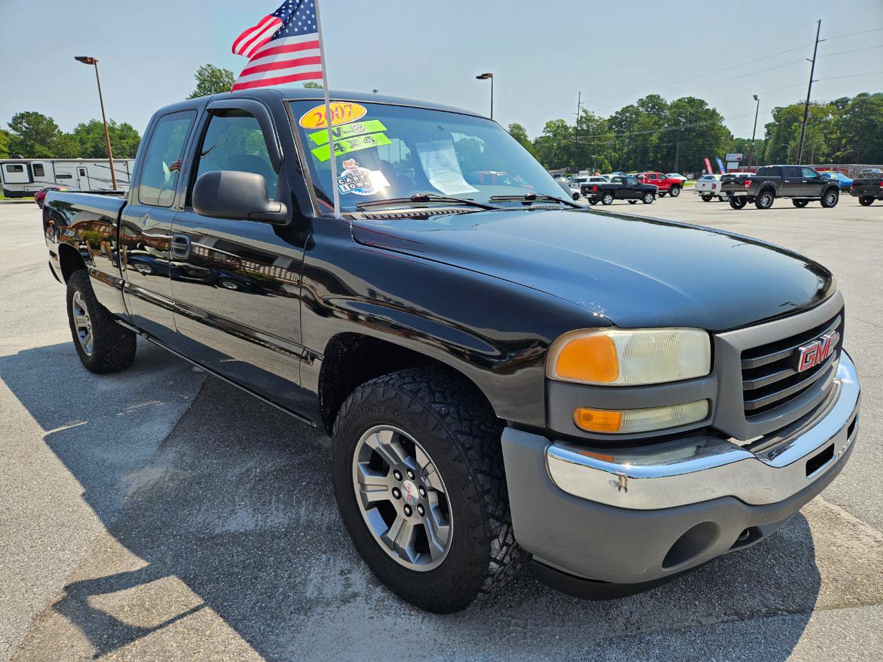 Used 2007 GMC Sierra 1500 W/T w/ Light Duty Power Package AWD/4WD image 8