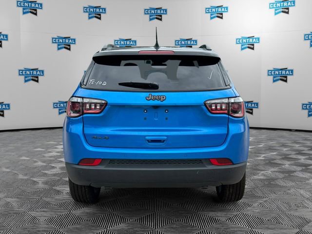 New 2025 Jeep Compass Limited w/ Sun & Sound Group image 4