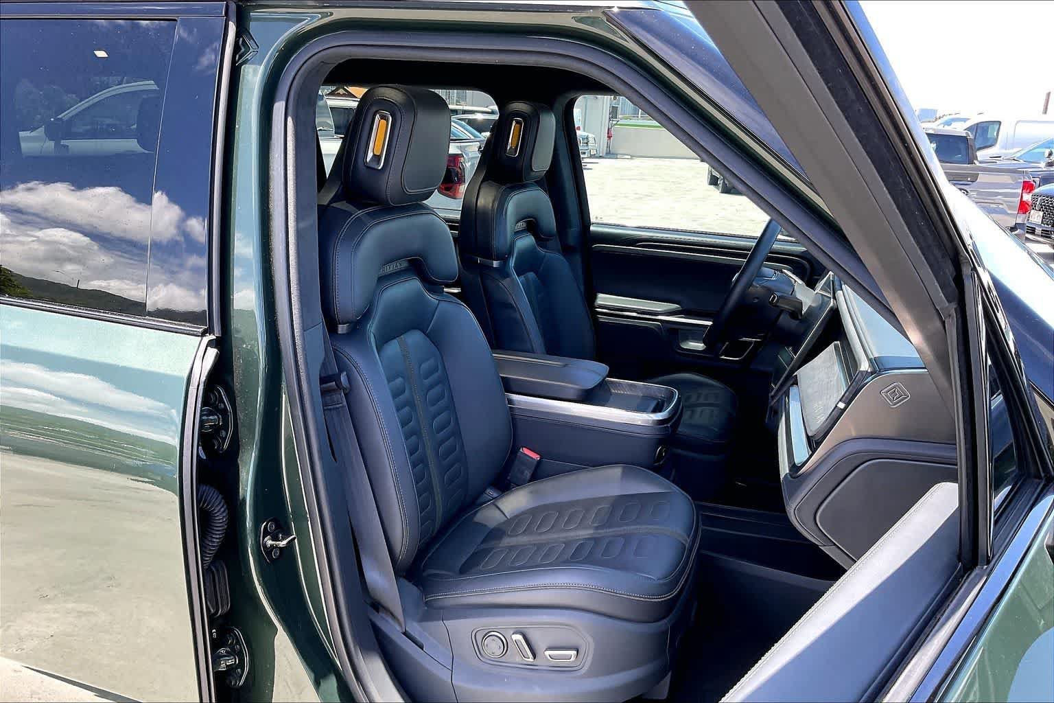 Used 2023 Rivian R1S Launch Edition AWD/4WD image 13
