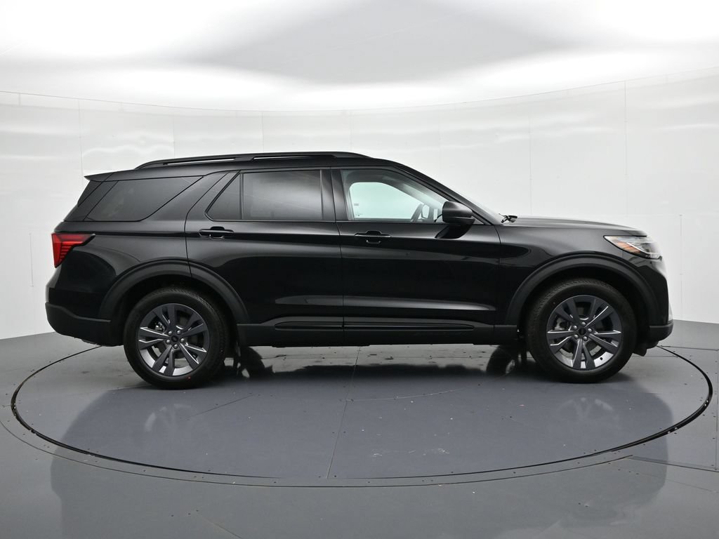 New 2026 Ford Explorer Active w/ Active Comfort Package AWD/4WD image 5