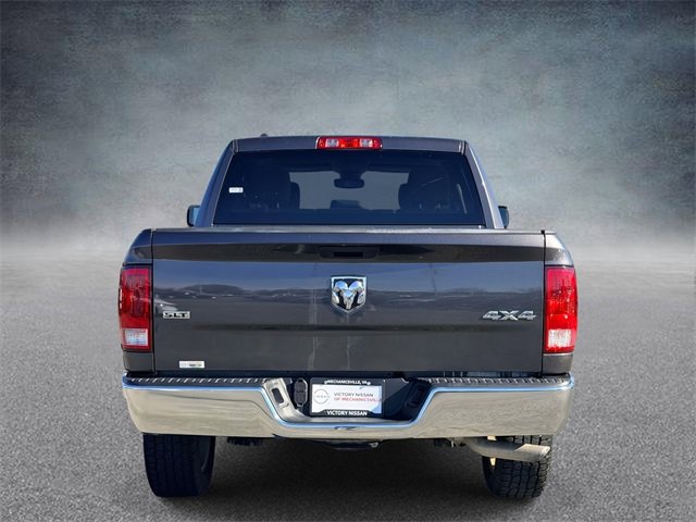Used 2023 RAM 1500 Classic SLT image 3