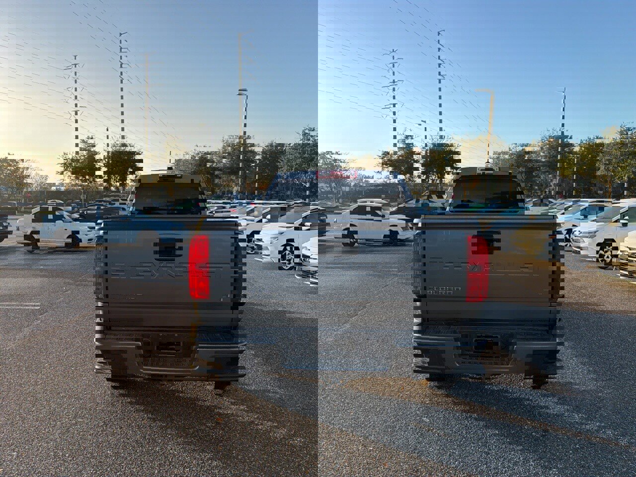 Used 2022 Chevrolet Colorado LT w/ Fleet Safety Package image 4