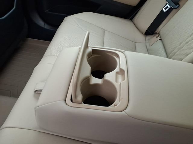 Used 2021 Lexus ES 300h Ultra Luxury w/ Accessory Package 2 image 9