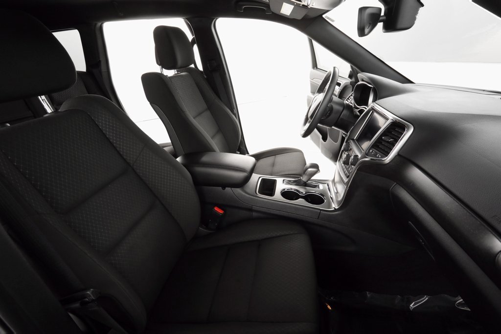 Used 2018 Jeep Grand Cherokee Laredo image 12