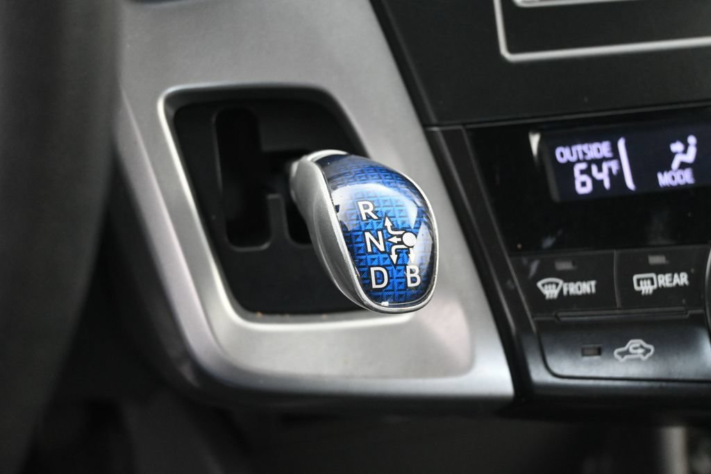 Used 2012 Toyota Prius V Two FWD image 21