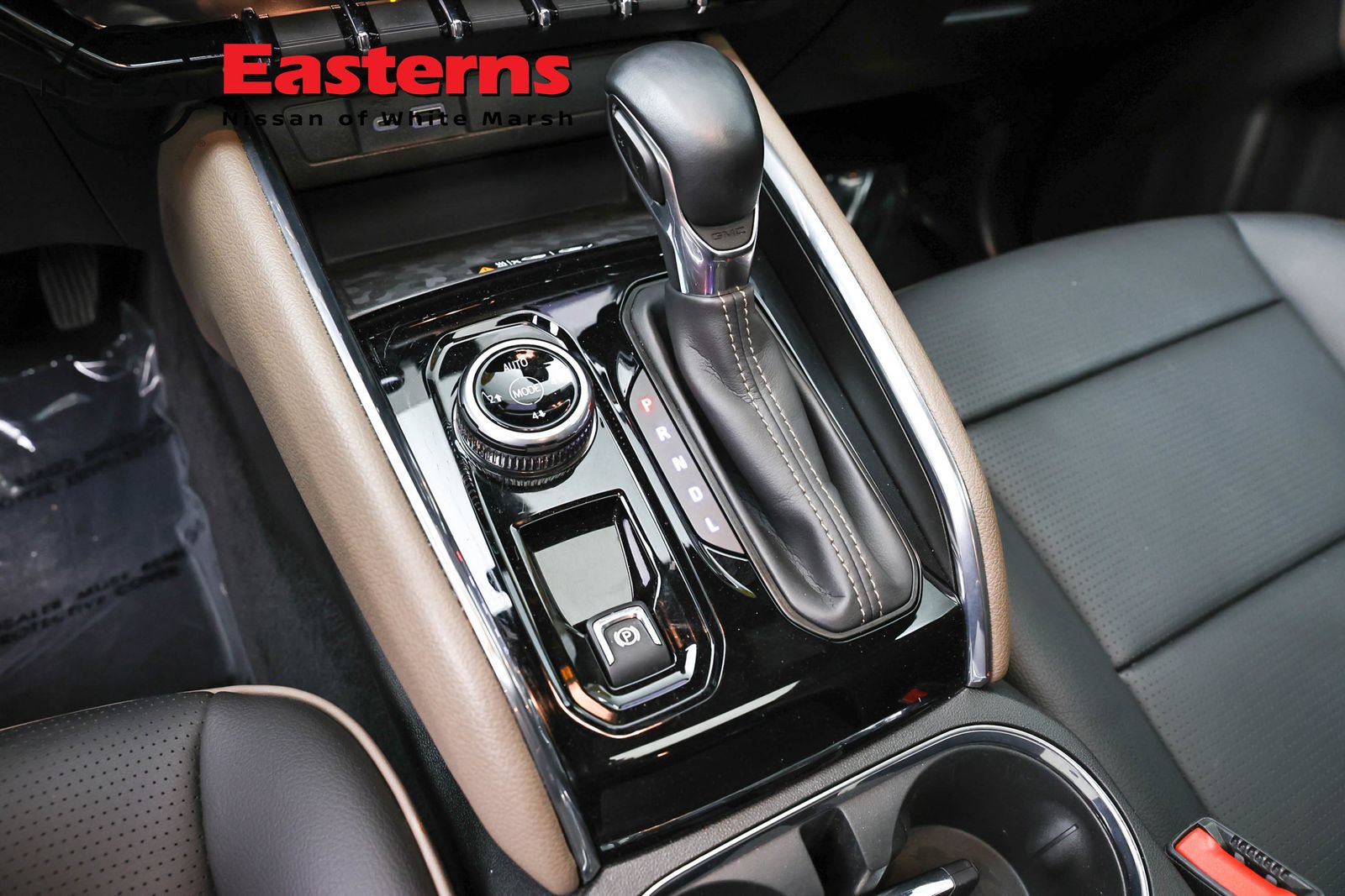 Used 2024 GMC Canyon Denali AWD/4WD image 13