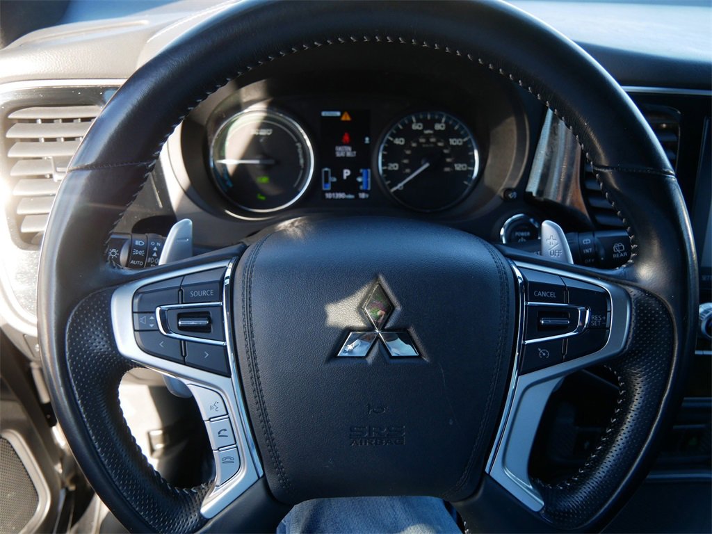 Used 2020 Mitsubishi Outlander SEL image 25