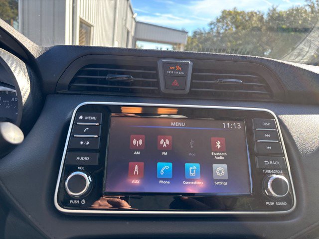 Used 2024 Nissan Versa S w/ Trunk Package image 19