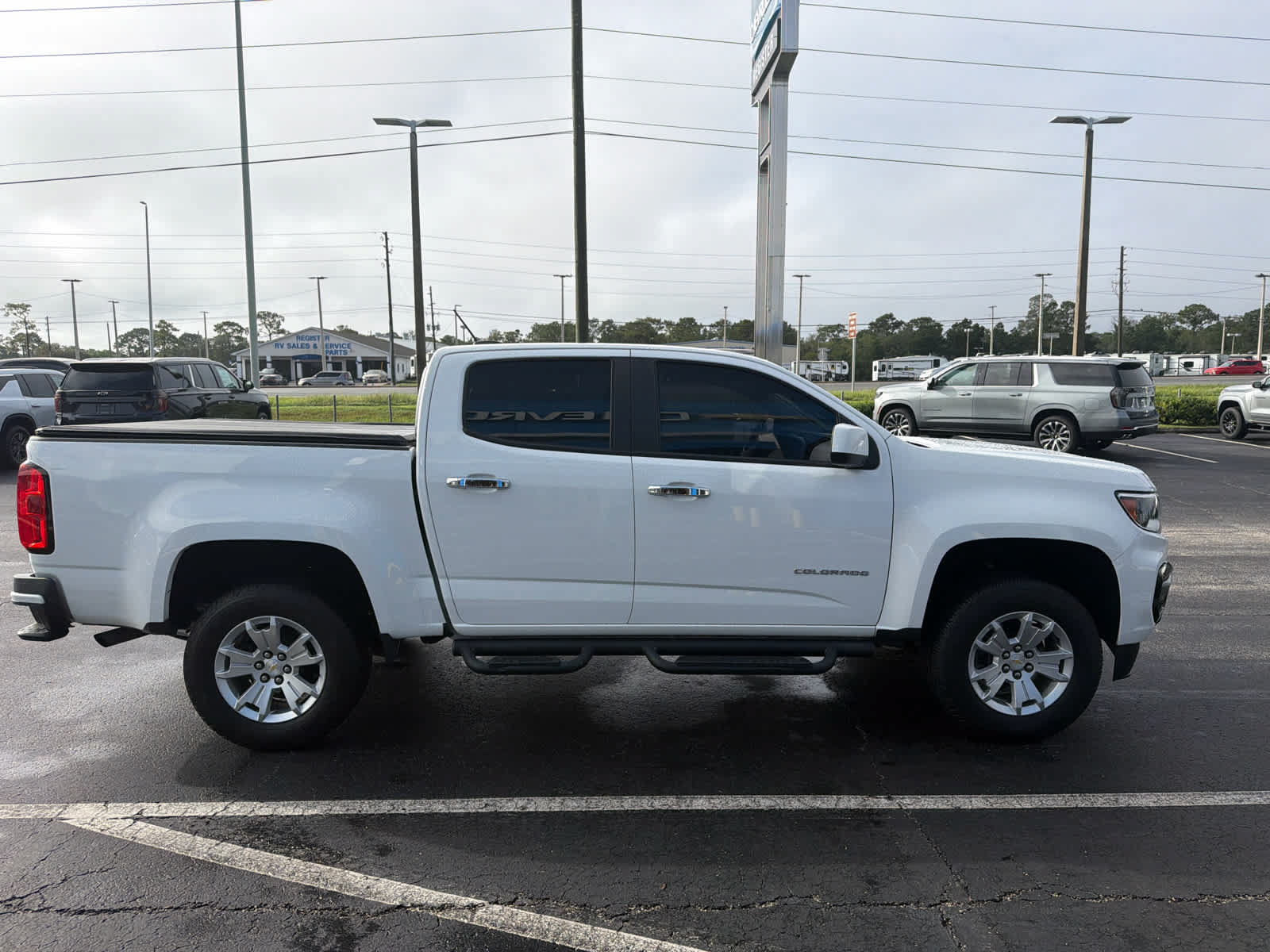 Used 2022 Chevrolet Colorado LT RWD image 6