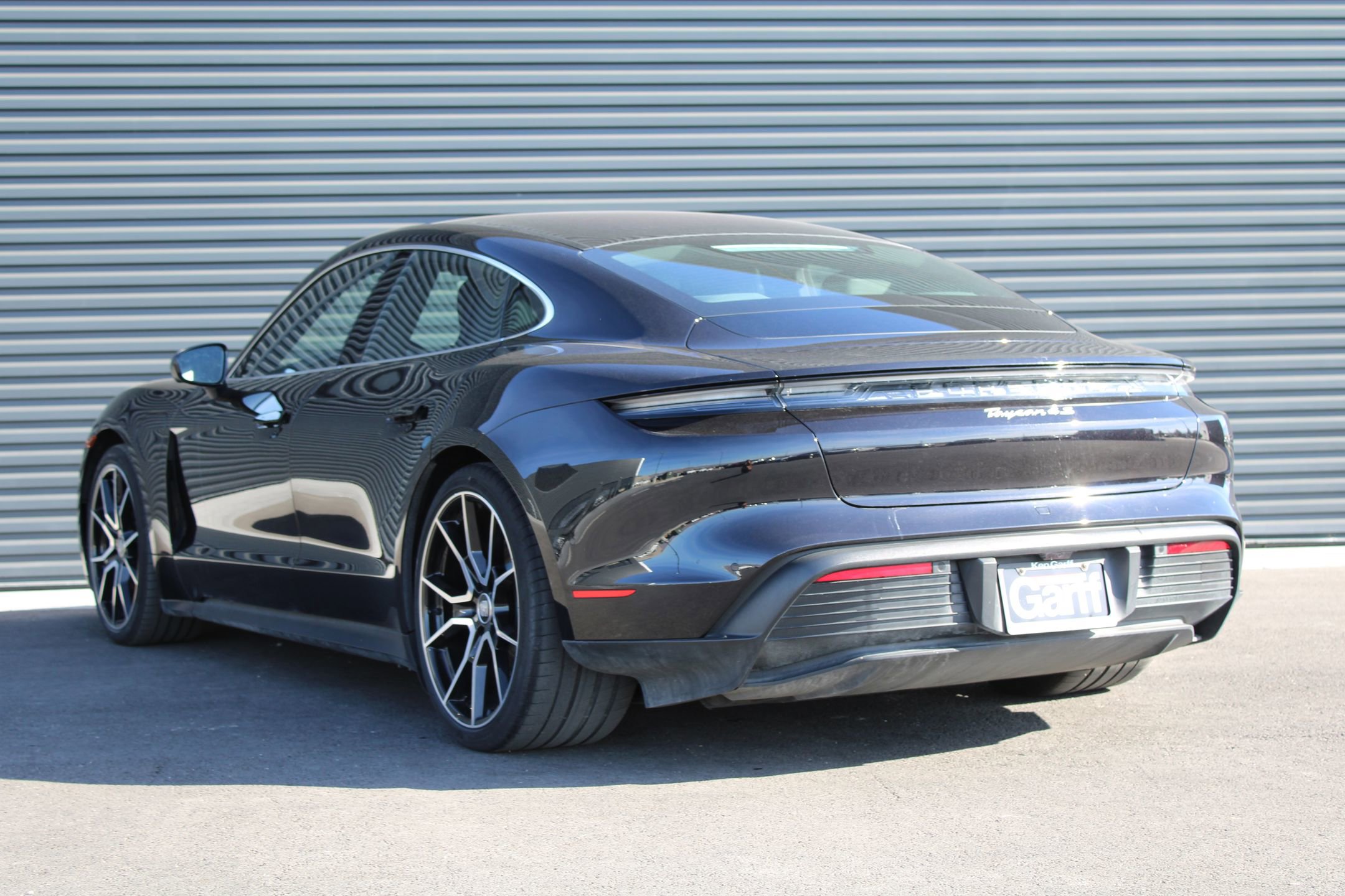 Certified 2024 Porsche Taycan 4S image 3