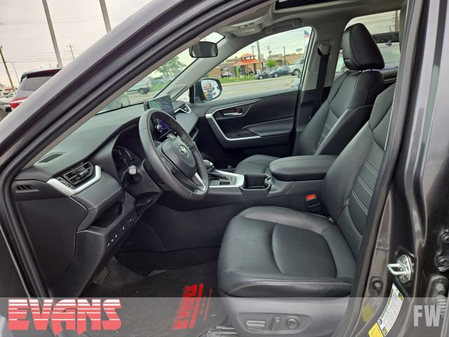 Used 2023 Toyota RAV4 XLE Premium AWD/4WD image 21