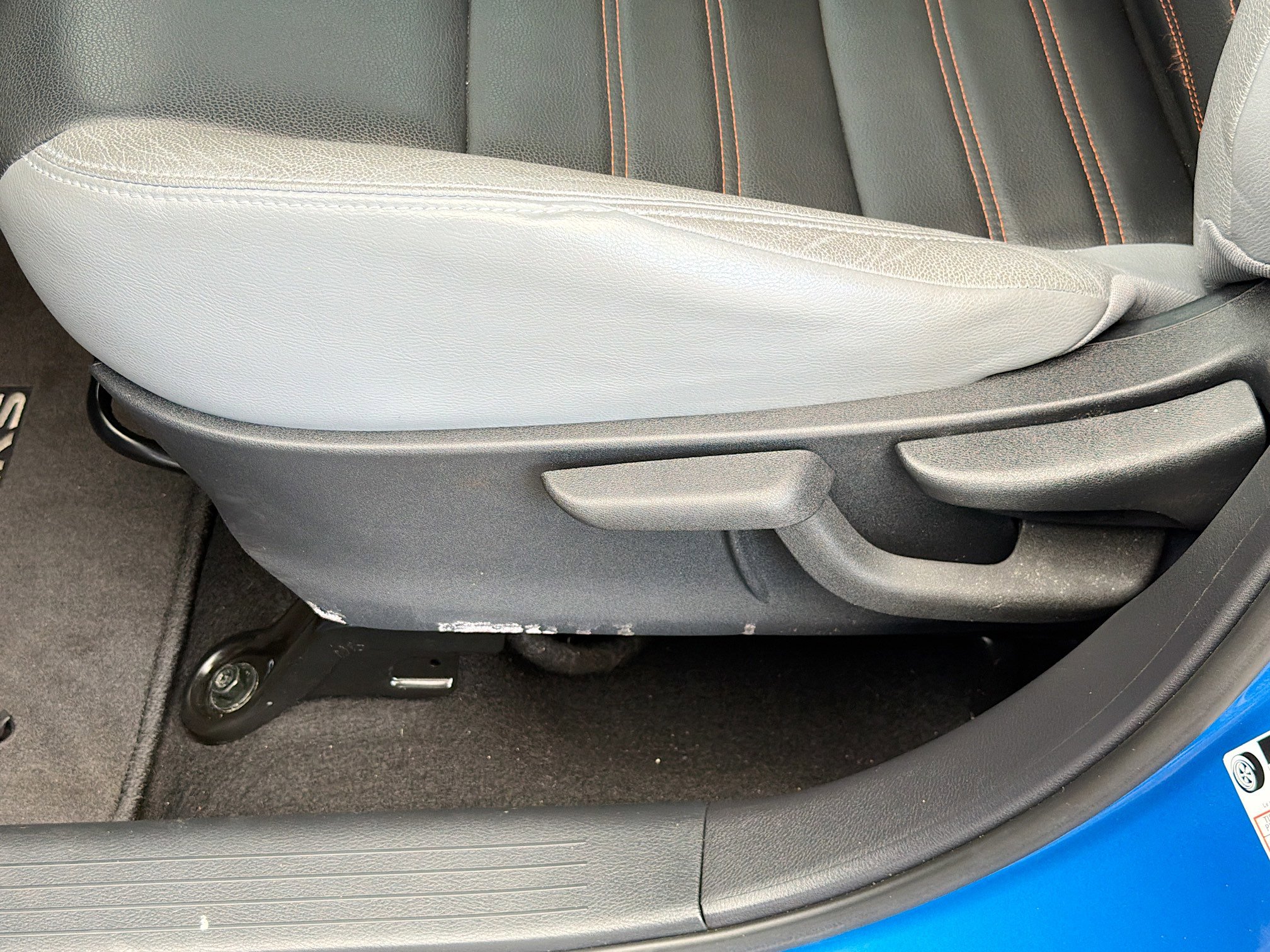 Used 2021 Nissan Kicks SR w/ SR Premium Package image 24