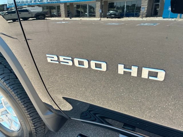 Certified 2025 Chevrolet Silverado 2500 LT w/ All Star Edition AWD/4WD image 4