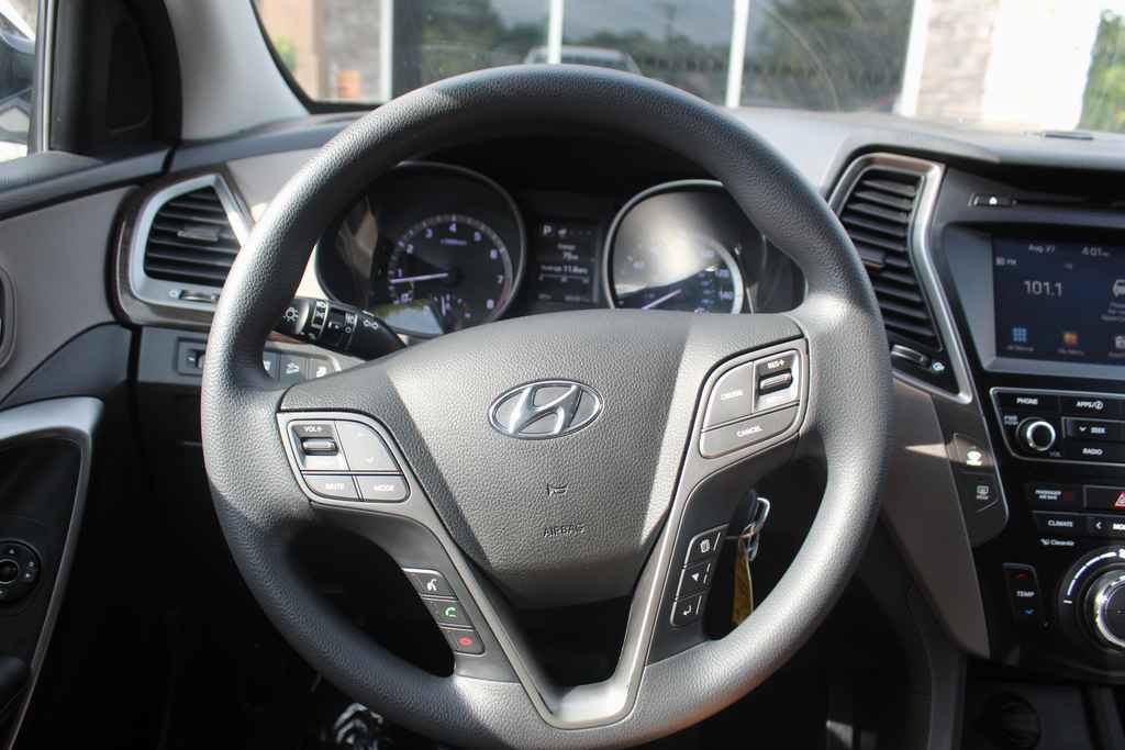 Used 2017 Hyundai Santa Fe Sport AWD/4WD image 16