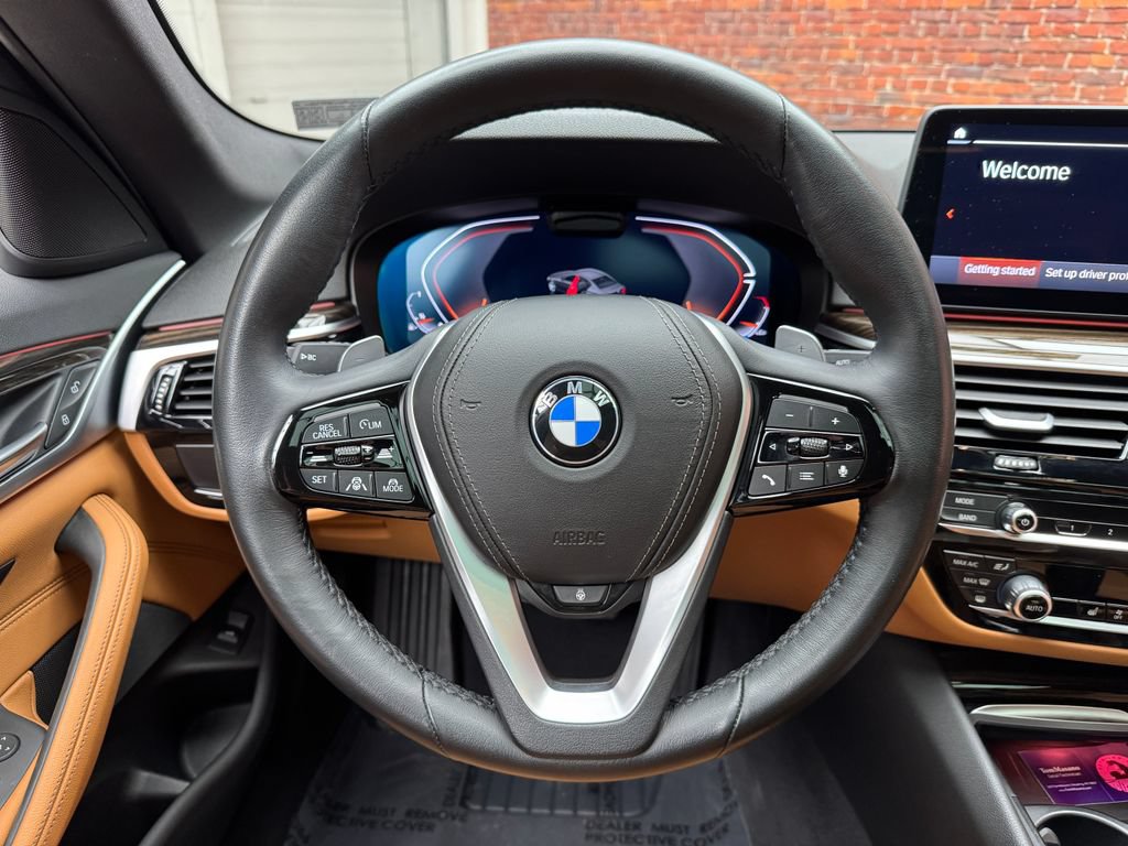 Used 2023 BMW 540i xDrive AWD/4WD image 14