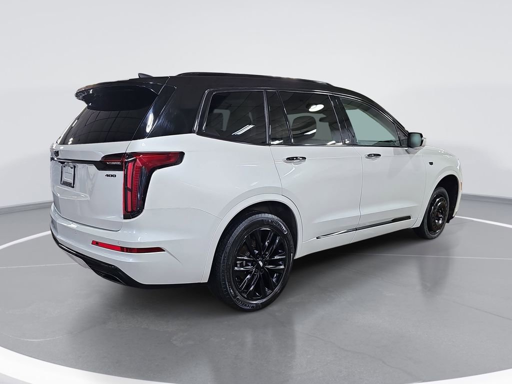 Certified 2021 Cadillac XT6 Premium Luxury w/ LPO, ONYX Package image 3