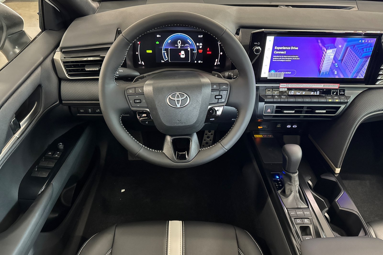 New 2026 Toyota Camry SE FWD image 17