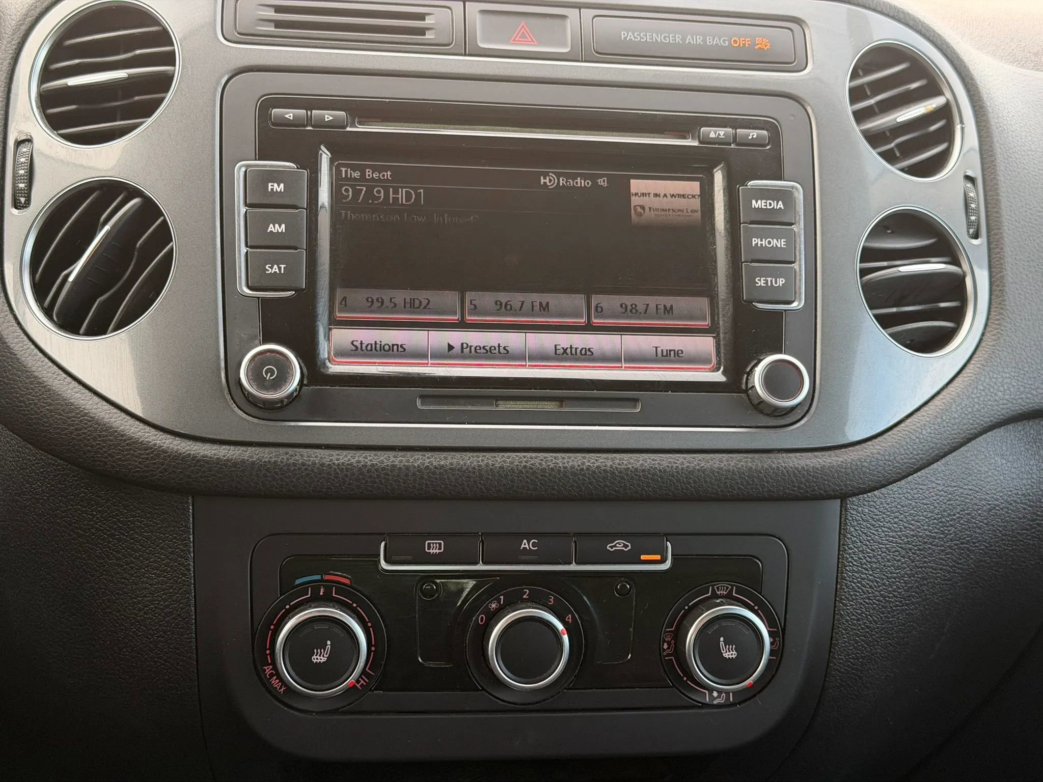 Used 2012 Volkswagen Tiguan S FWD image 35