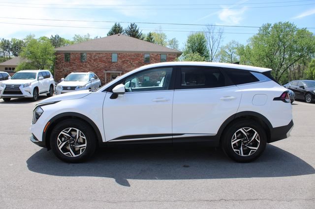 Used 2023 Kia Sportage LX FWD image 5
