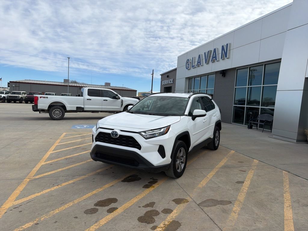 Used 2024 Toyota RAV4 LE image 3