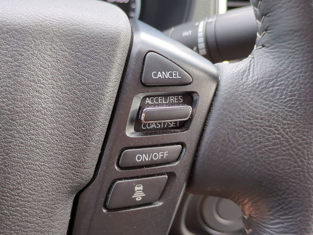 Certified 2022 Nissan Frontier SV image 26