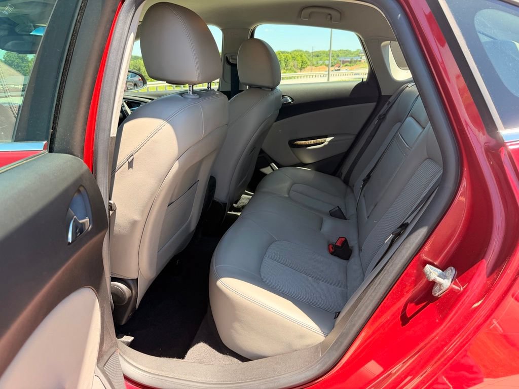 Used 2012 Buick Verano FWD image 5