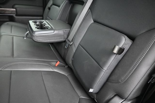 Used 2023 Chevrolet Silverado 2500 LTZ AWD/4WD image 19