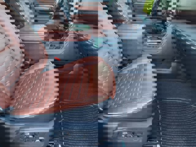 Used 2025 GMC Sierra 2500 Denali Ultimate image 16