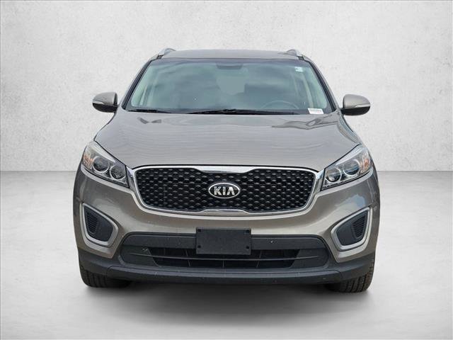 Used 2016 Kia Sorento LX w/ LX Convenience Package image 2