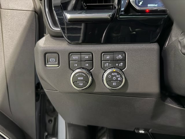 Used 2023 GMC Sierra 1500 SLT w/ SLT Premium Plus Package AWD/4WD image 27