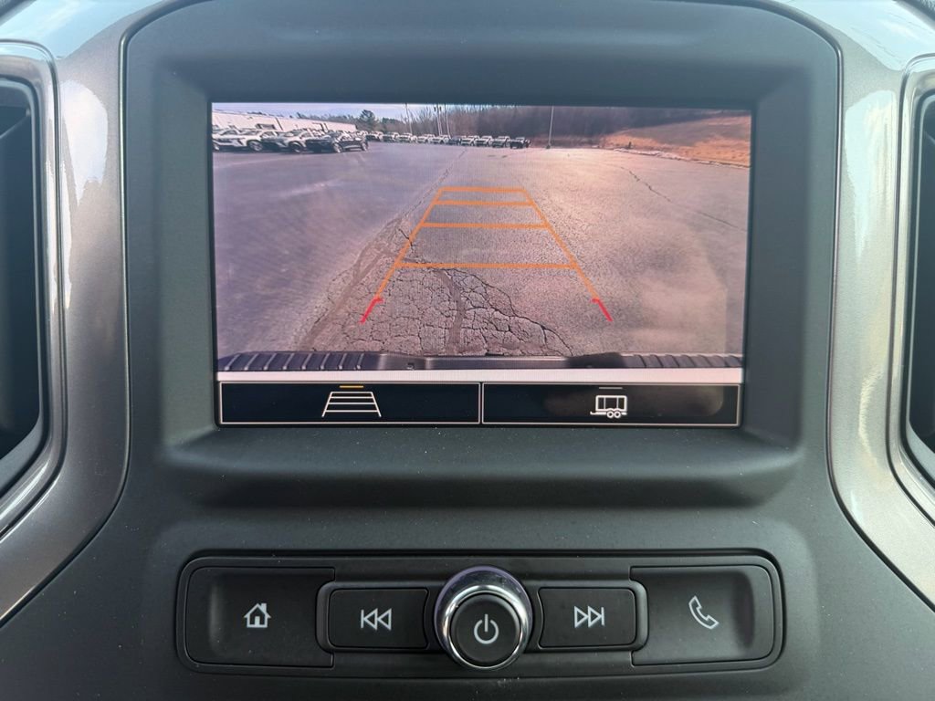 Used 2025 Chevrolet Silverado 2500 Custom w/ Custom Value Package image 5