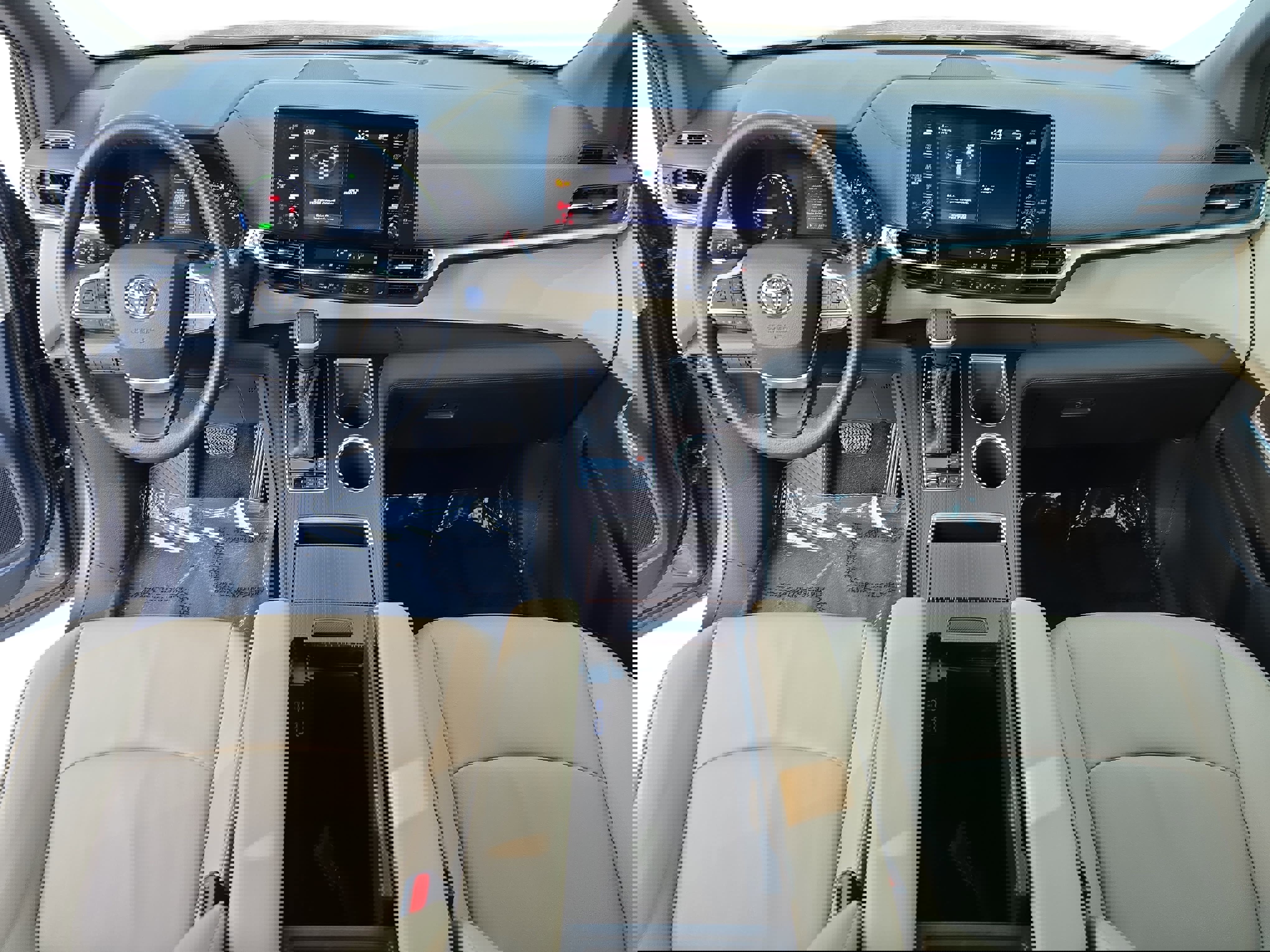 Used 2021 Toyota Sienna XLE image 9