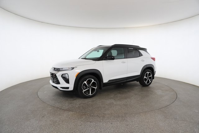 Used 2021 Chevrolet TrailBlazer RS w/ Technology Package image 3