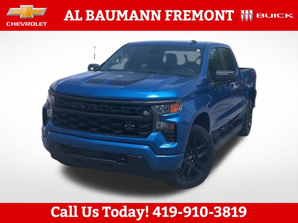 Used 2023 Chevrolet Silverado 1500 Custom w/ Rally Edition AWD/4WD image 2