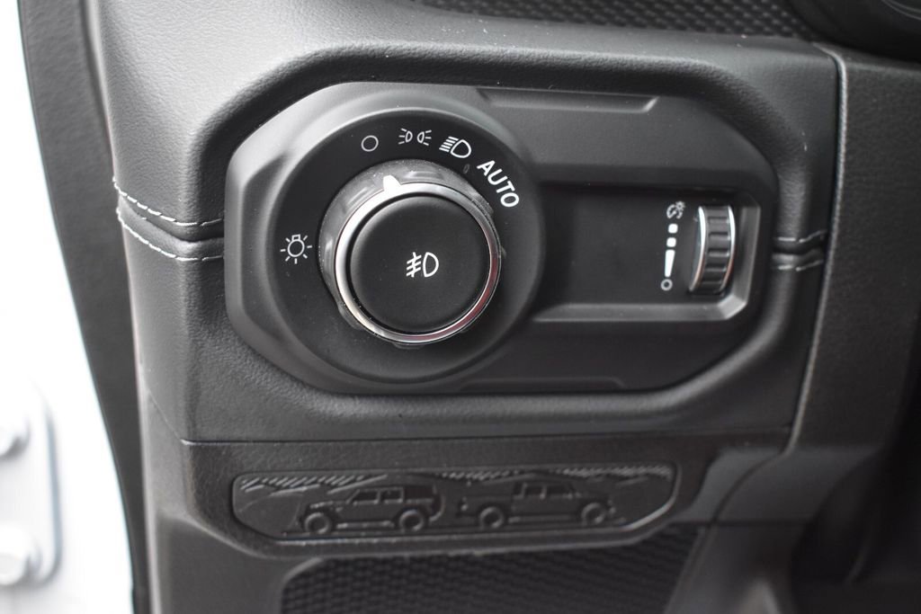 Used 2024 Jeep Wrangler Unlimited Rubicon 392 AWD/4WD image 28