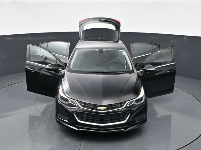 Used 2018 Chevrolet Cruze LT image 39