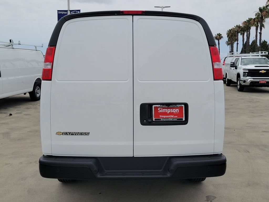 New 2026 Chevrolet Express 2500 w/ Driver Convenience Package RWD image 21