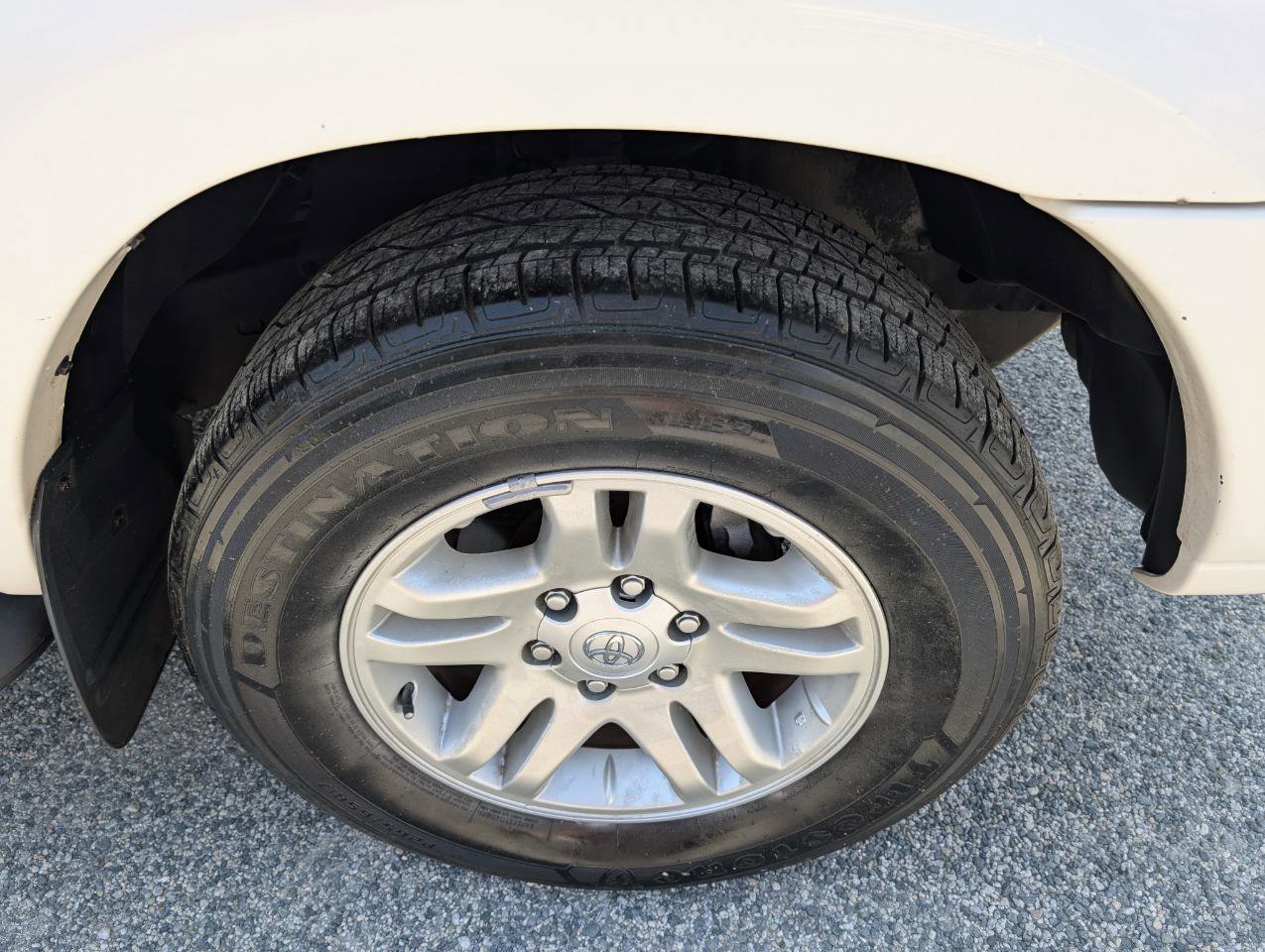 Used 2004 Toyota Tundra Limited RWD image 6