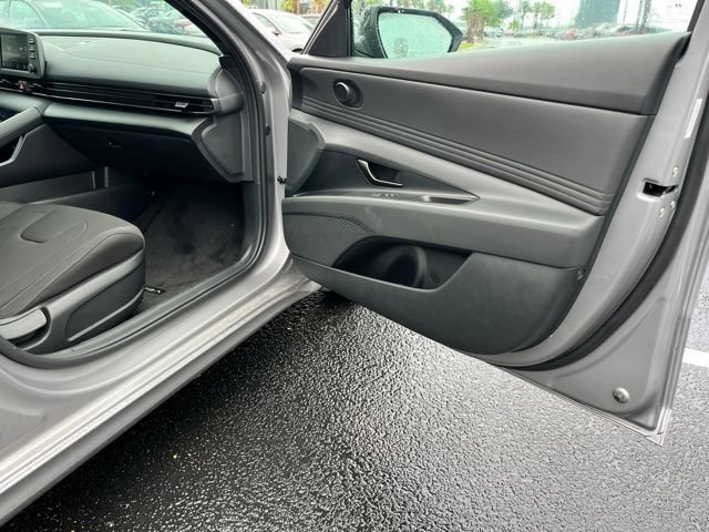New 2026 Hyundai Elantra SEL Sport Premium FWD image 21