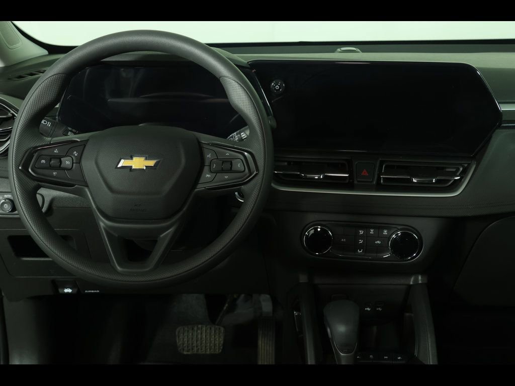 Used 2026 Chevrolet TrailBlazer LS w/ LS Convenience Package image 14