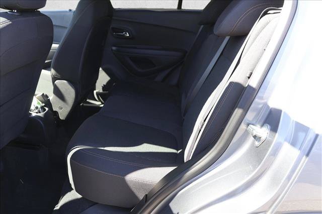 Used 2020 Chevrolet Trax LS w/ Tint and Cruise Package FWD image 22