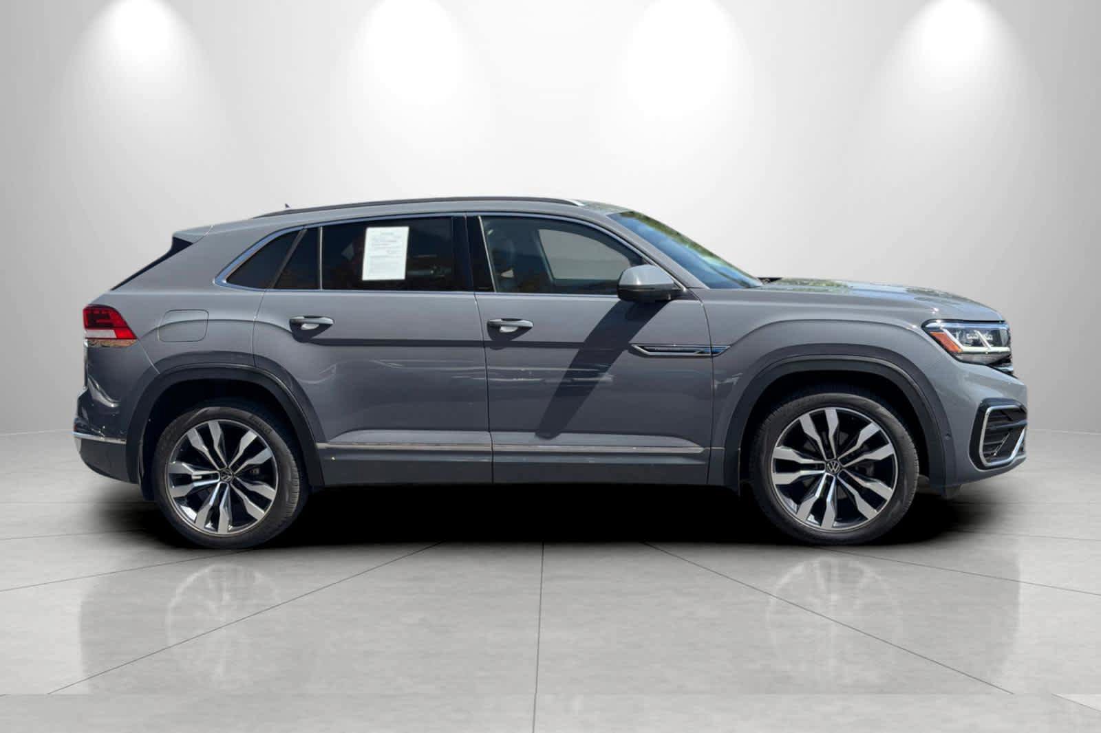 Used 2021 Volkswagen Atlas Cross Sport SEL Premium R-Line AWD/4WD image 8