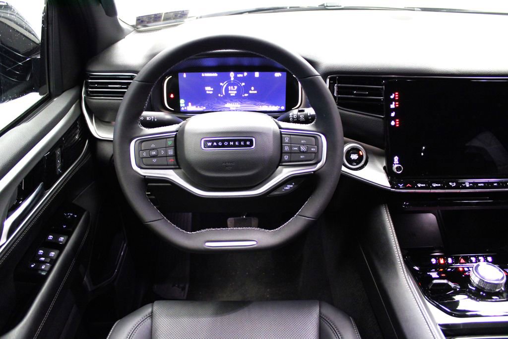 New 2025 Jeep Wagoneer L Series II image 12