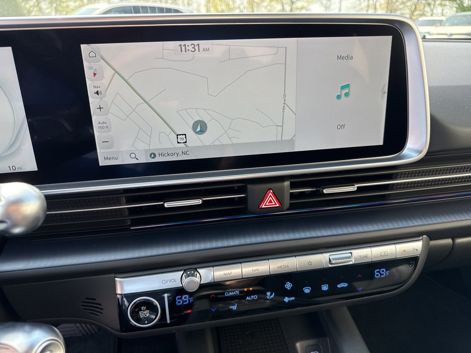 Used 2025 Hyundai Ioniq 6 SEL image 24